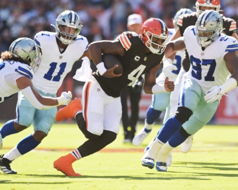 Explosive LB tops the list of Cowboys' standout players from Browns victory 4