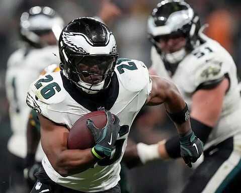 For the want of a phone at The Star