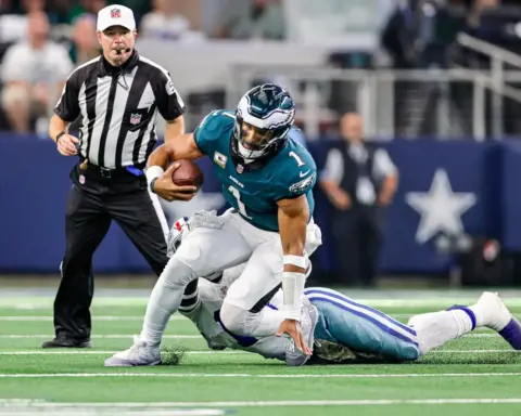 Navy & Silver Linings: A few bright spots in an otherwise gloomy performance