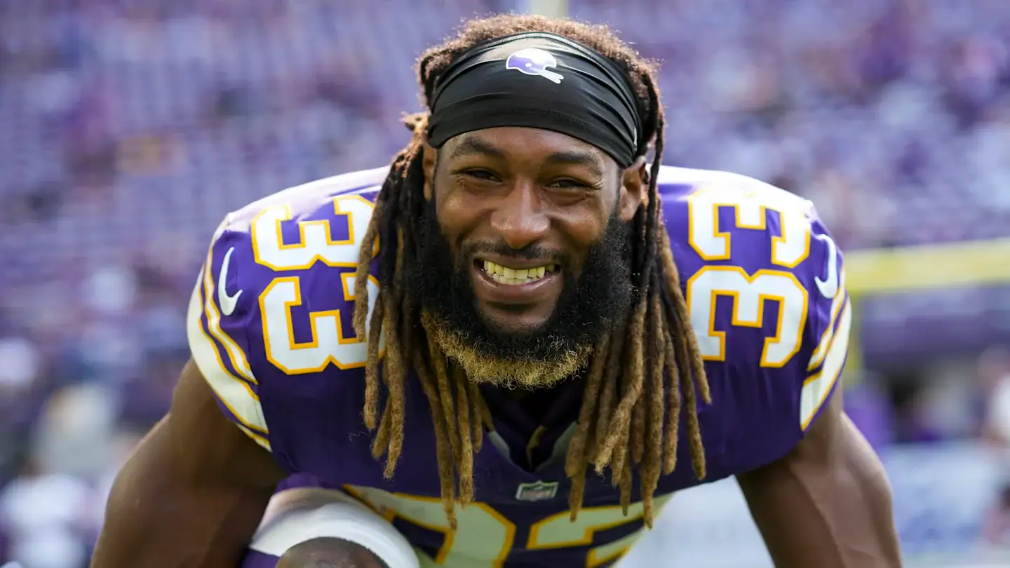 3 Cowboys free agent targets for the 2025 offseason 3