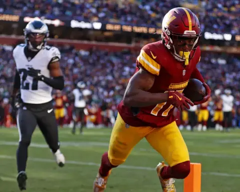 These NFC East teams played Santa three days early