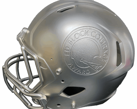 Dallas Cowboys Linebacker Wins Award