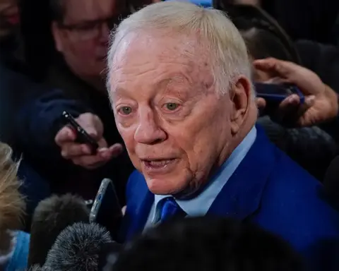 Keepin' Up With the Jones': Predicting a very predictable introductory press conference