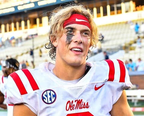 3 Cowboys quarterback options in the NFL Draft