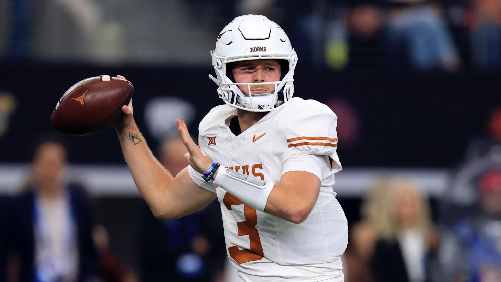 Why Dallas should ignore pundits, mocks call to draft Quinn Ewers
