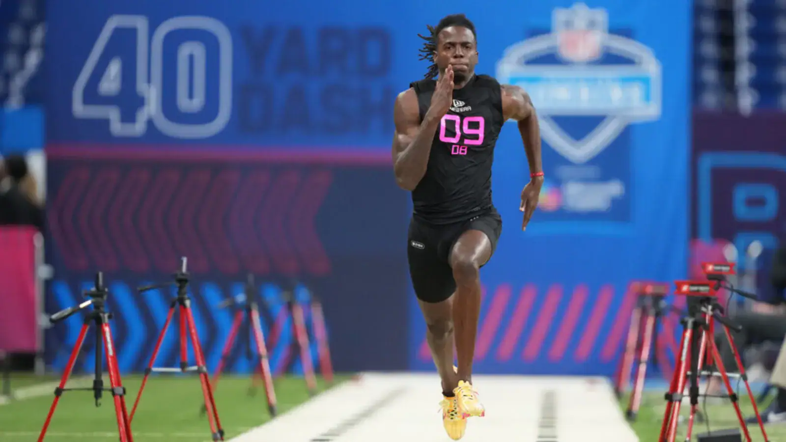 2025 Dallas Cowboys 7-Round Mock Draft: Massive Trade Up 6