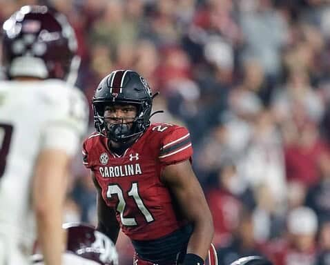 Should Dallas get defensive in draft’s 1st round?