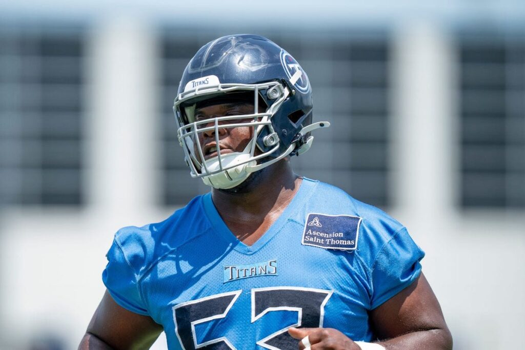 Cowboys sign oft-injured OL from retired list; it's not as bad as it sounds 2