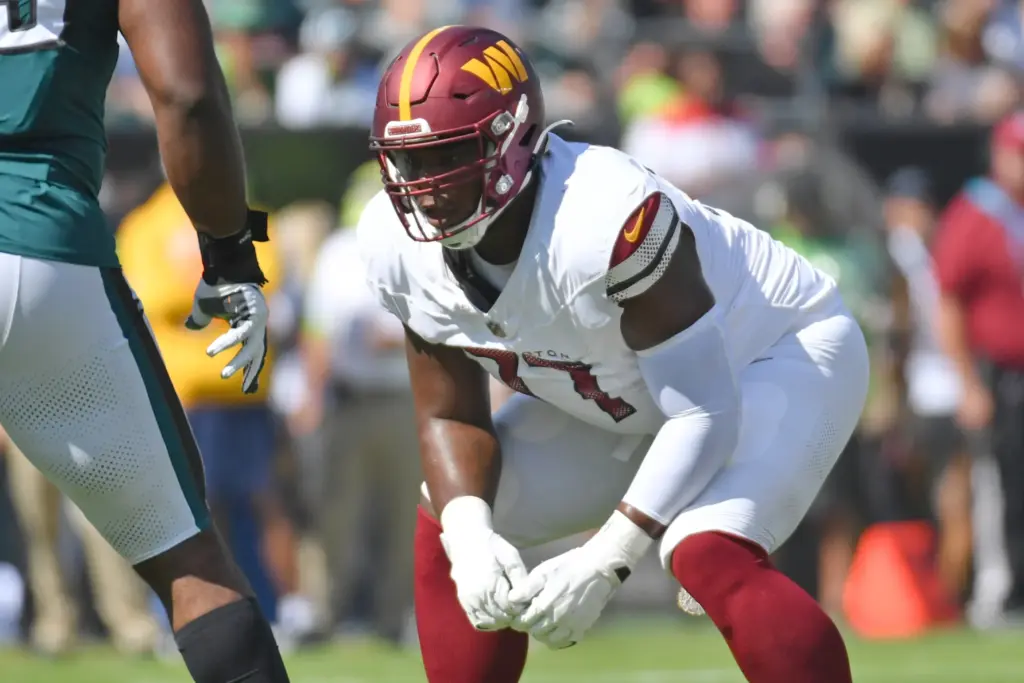 Cowboys sign oft-injured OL from retired list; it's not as bad as it sounds