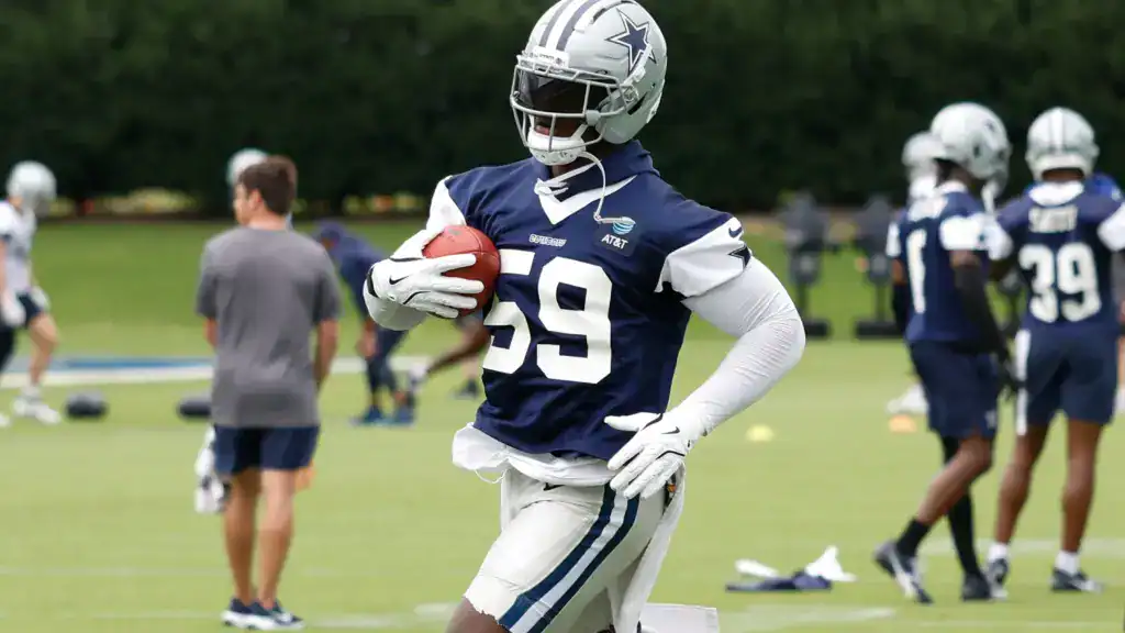 Production Over Perception: Kenneth Murray Has Earned Starts in Dallas